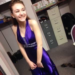 Meet your Posher, Alyssa